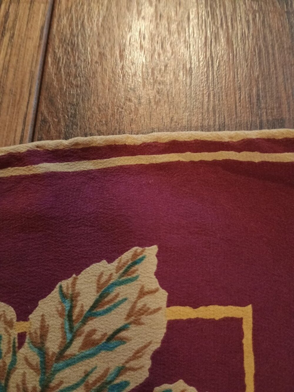Vintage Salvatore Ferragamo Italy Grapes Motif Maroon Silk Scarf 31in Square - Picture 4 of 5